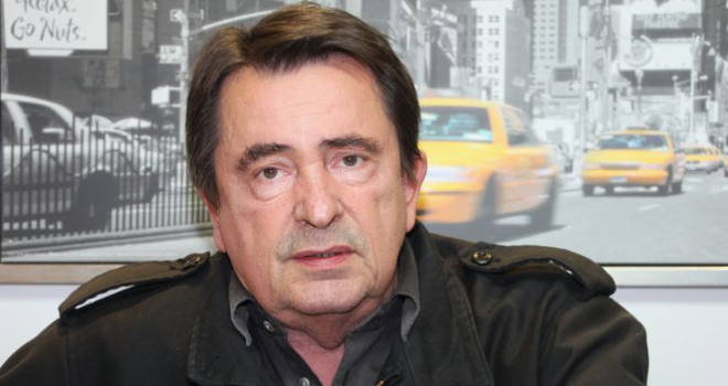 Milan Lane Gutović u Domu Sindikata