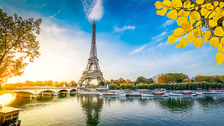 Pariz: Grad Svetlosti, Ljubavi i Istorije