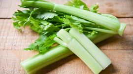 Zašto je dobro da grickamo celer između obroka?