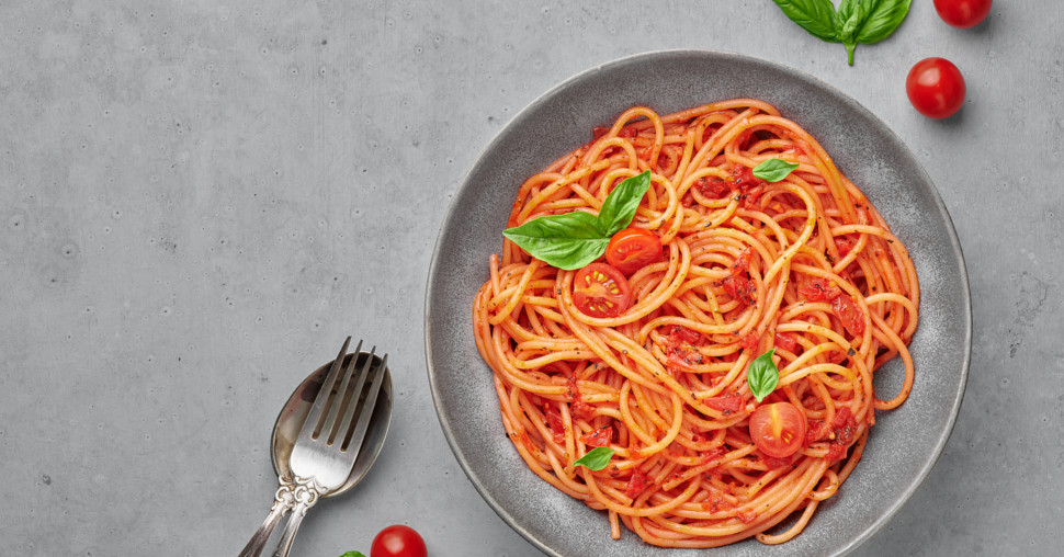 Testenina u domaćem paradajz sosu