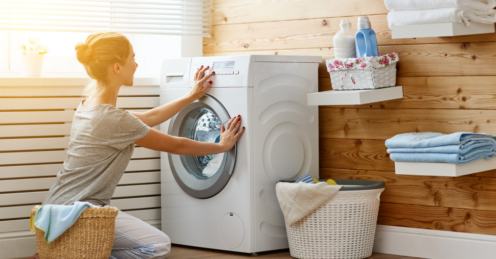 Treba li odvajati svetlo i tamno rublje? Stručnjaci daju jasan odgovor