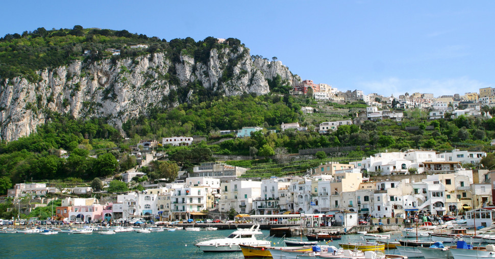 Popularno italijansko ostrvo uvodi stroge nove mere protiv prekomernog turizma