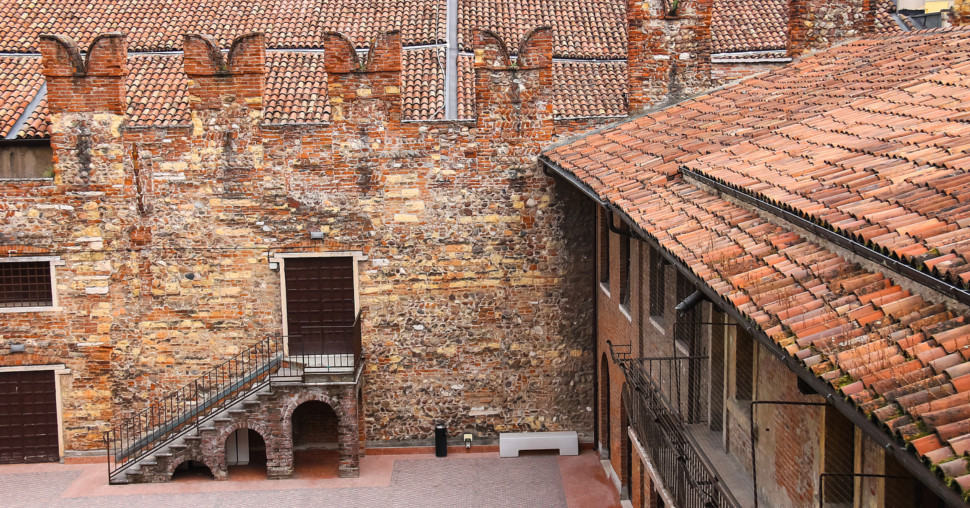 Turisti sada moraju da plate 12 evra da bi videli čuveni balkon Romea i Julije u Italiji