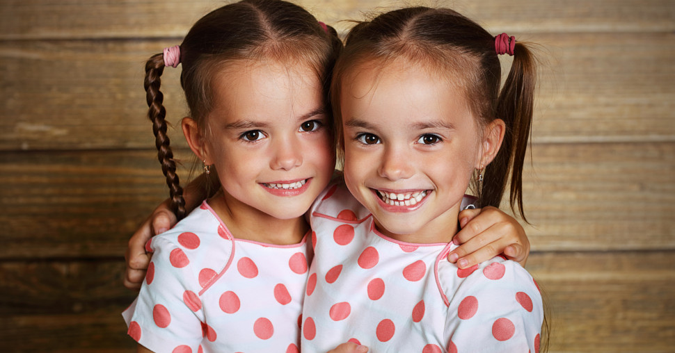 Zašto identični blizanci zapravo savršene kopije?