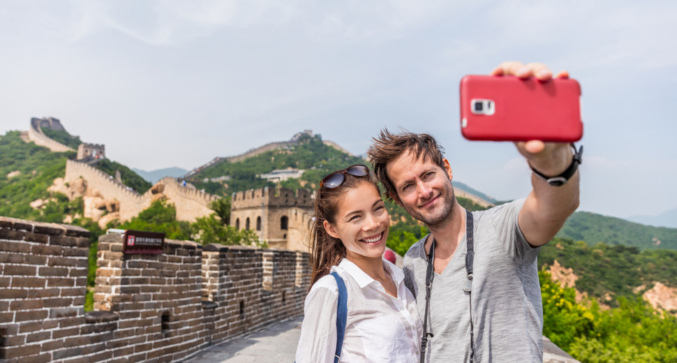 Telefon pamti umesto nas: Zašto fotografije brišu sećanja?