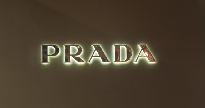 Ema Votson i Prada: Kampanja koja slavi autentičnost