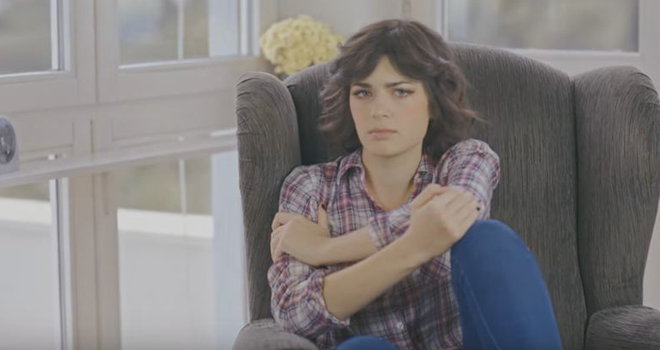 Mia: Budi mi blizu