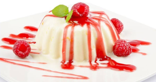 Puding od vanile sa malinama