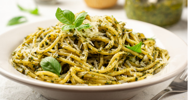Pasta sa piletinom u pesto sosu
