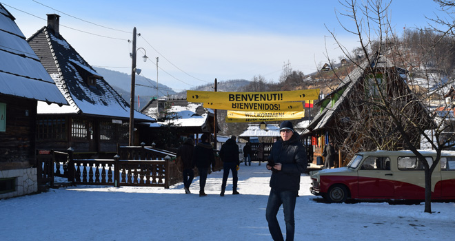 Kustendorf, Mećavnik i Andrić Grad u Lonely planetu