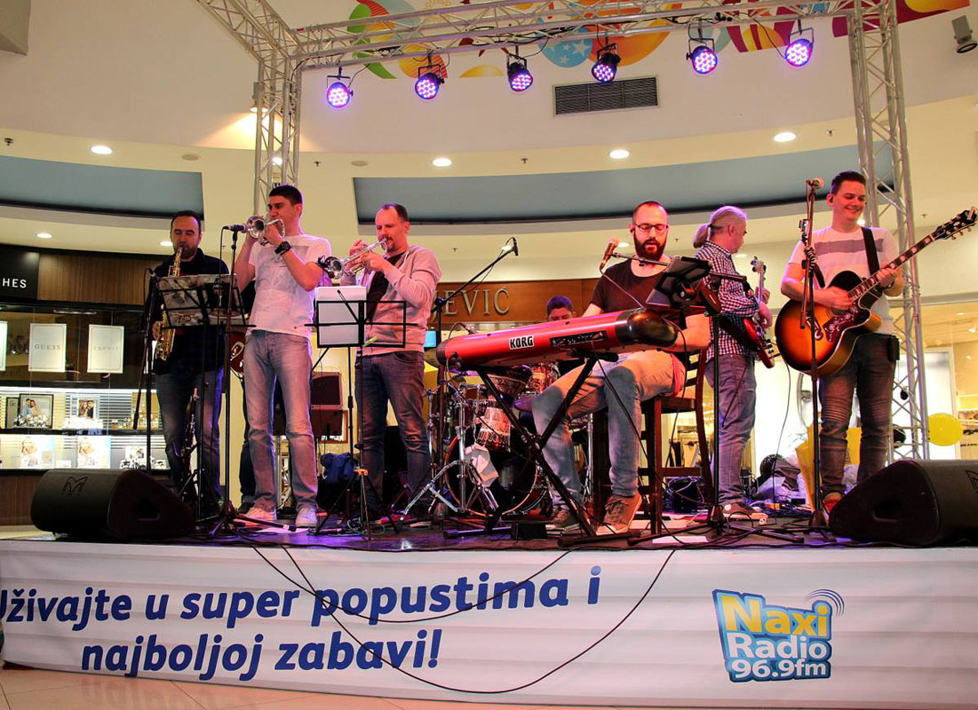Marko Louis oduševio posetioce Shopping Night-a