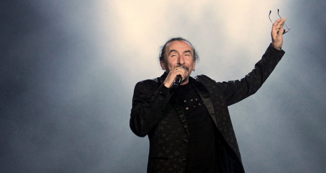 Željko Bebek predstavlja novi hit "Ne boj se golubice"