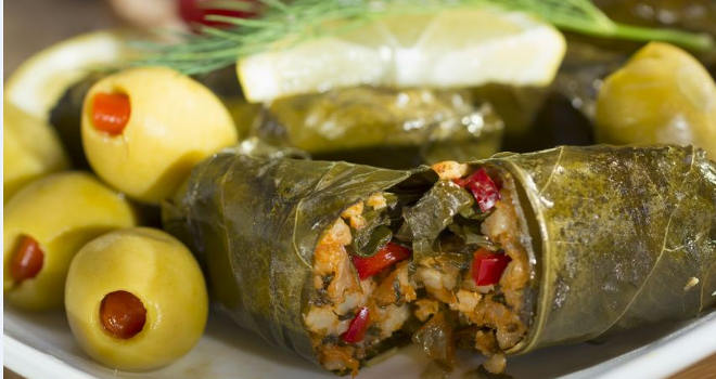 Sarma od listova blitve i pirinča
