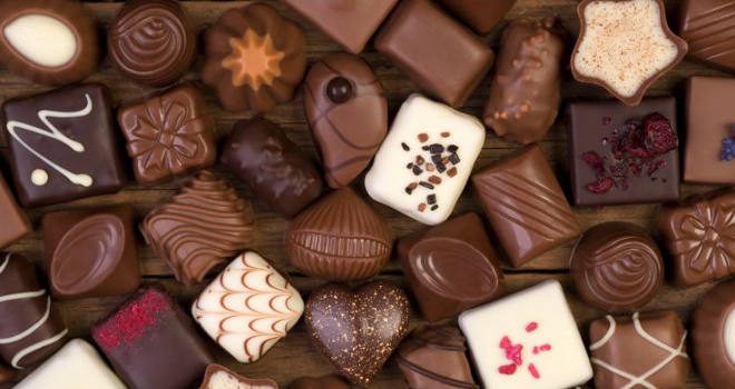 Čokoladne praline sa malinama
