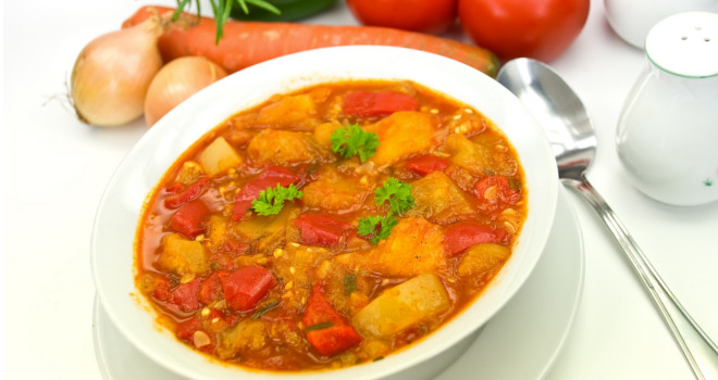 Aromatični pileći paprikaš