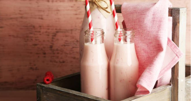 Smoothie od malina, jagoda i banane