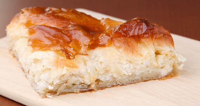 Burek sa sirom