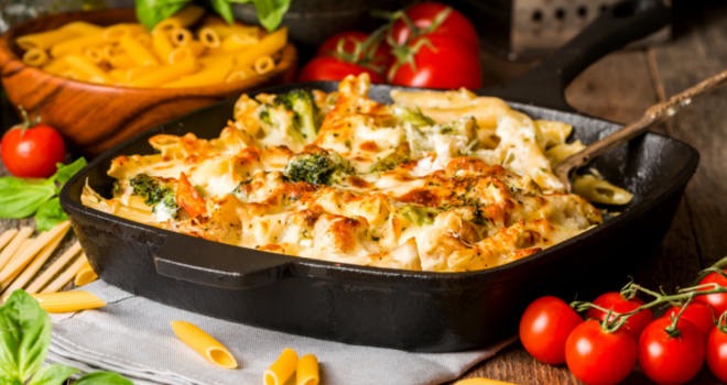 Zapečeni makaroni sa sirom i brokolijem