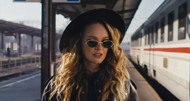 "Ne sjećam se": Marija Mirković predstavlja spot za pesmu koja je oduševila publiku