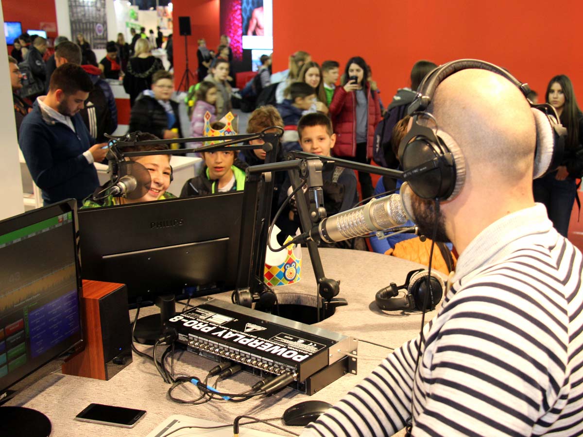 Naxi otvoreni studio na Sajmu knjiga