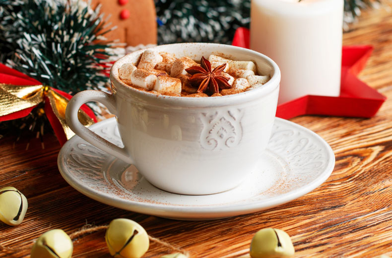 Bela topla čokolada