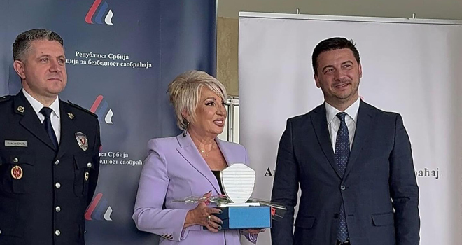 ABS uručila plakete za doprinos unapređenju saobraćaja: Maja Rakovic među dobitnicima