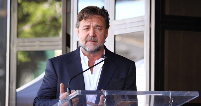 Rasel Krou režira