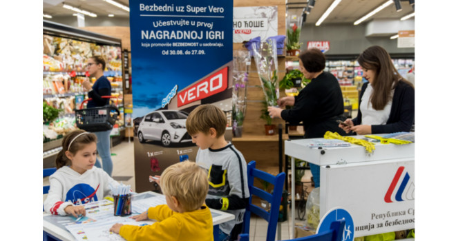 Kroz druženje sa Pažljivkom u Super Veru, do boljeg znanja saobraćajnih propisa