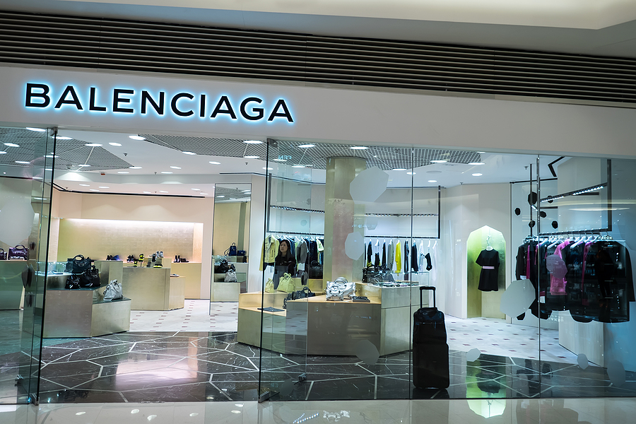 Neobična moda: Balenciaga predstavlja suknje inspirisane peškirima
