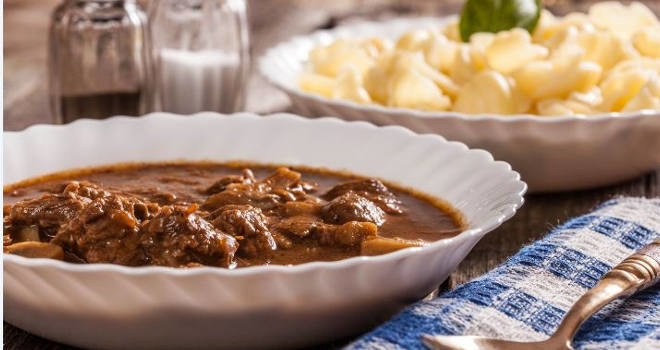 Domaći svinjski gulaš