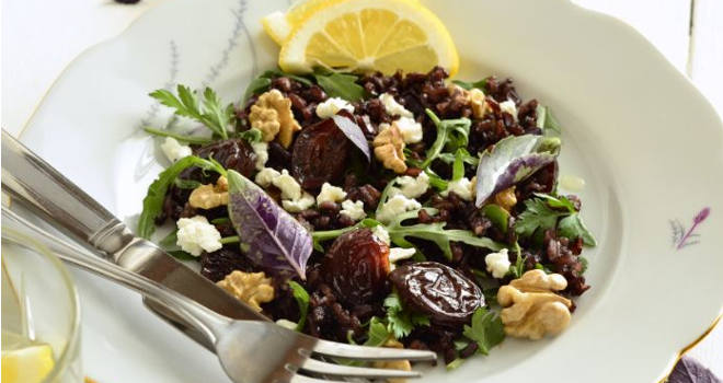 Salata s medom i orasima