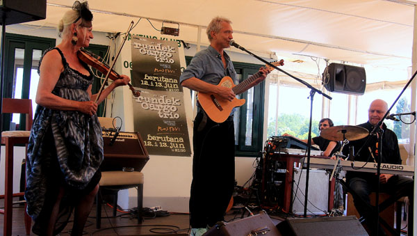 Rundek Cargo Trio promovisao Mostove