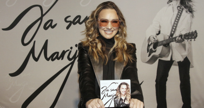 Marija Mirković objavila i predstavila dva nova albuma