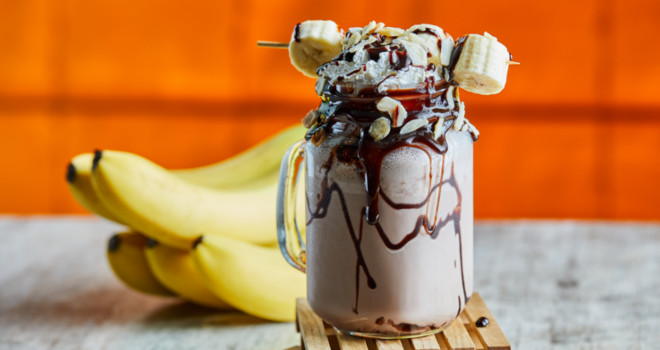 Čoko-banana šejk sa keksom
