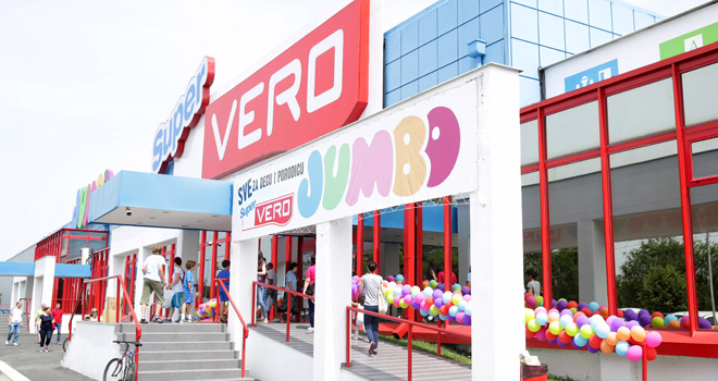 Otvoren Jumbo Centar u Super veru