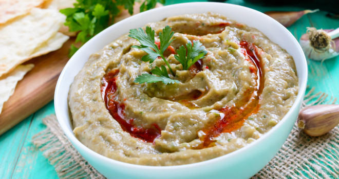 Domaći humus sa patlidžanom