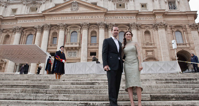 Projekcija samo za Papine oči