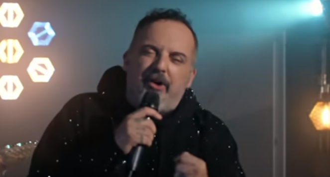 Tebi sve dugujem: Toni Cetinski govori za Naxi o novoj pesmi