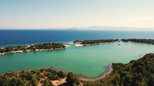Grčka laguna proglašena najboljom plažom u Evropi za 2025. godinu