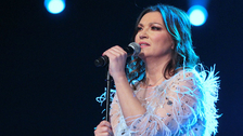 Nina Badrić publiku iznenadila novom pesmom