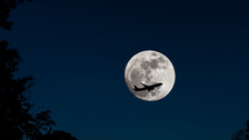 Zašto kroz prozor aviona ne vidimo zvezde?