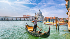 Venecija povećava broj dana i cene ulaznih taksi za turiste u 2025. godini