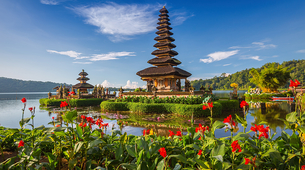 Bali je uveo turističku taksu