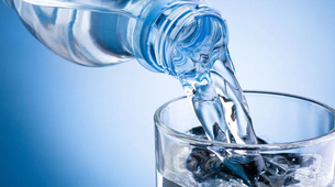 Zašto je zdravo piti vruću vodu?