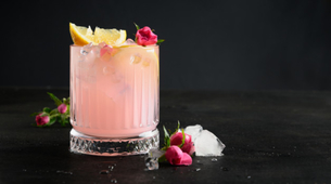Bezalkoholni koktel od ruže