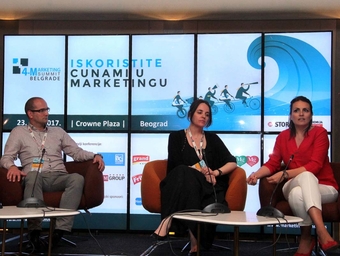 Naxi media mix na 4. Marketing summitu