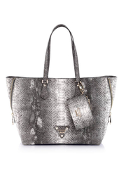 Nova Guess kolekcija torbi 