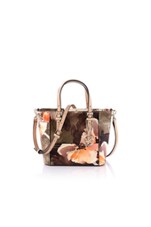 Nova Guess kolekcija torbi 