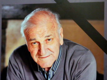 Minut ćutanja za večnu legendu