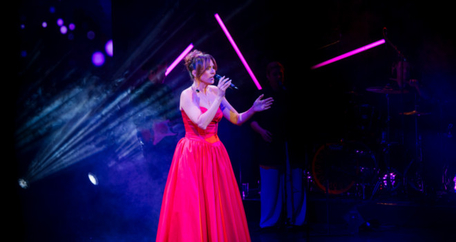 Naxi zvezda za pesmu godine: Aleksandra Radović osvojila numerom „Prave ljubavi“